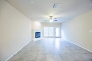 9821 Prairie Dog Ln, McKinney, TX 75071 - Photo 5