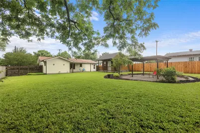 605 S Ricketts Street, Sherman, TX 75092 - Photo 29