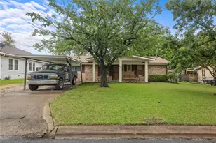 605 S Ricketts St, Sherman, TX 75092 - Photo 1