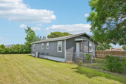 2082 Fm-1566, Celeste, TX 75423 - Photo 29