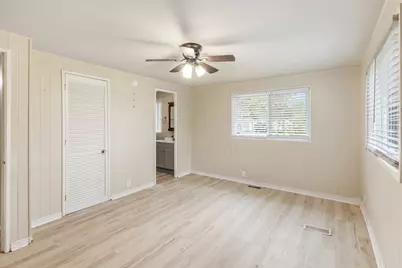 110 W Shadowwood Street, Gun Barrel City, TX 75156 - Photo 15