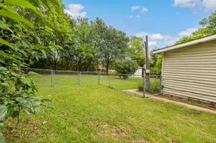 110 W Shadowwood St, Gun Barrel City, TX 75156 - Photo 23