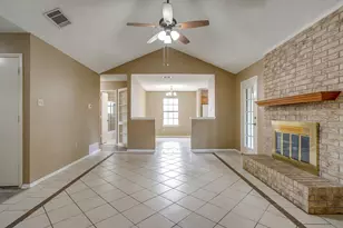 9020 Wessex Ct, Fort Worth, TX 76134 - Photo 5