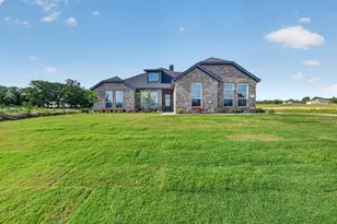 416 McAlpine Dr, Springtown, TX 76082 - Photo 1