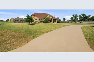 102 Brock Court, Millsap, TX 76066 - Photo 7
