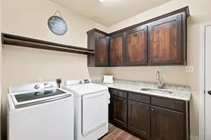 102 Brock Ct, Millsap, TX 76066 - Photo 33
