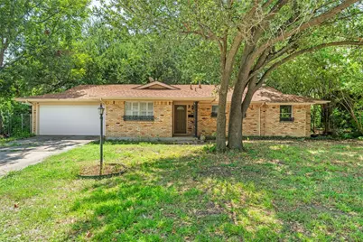 5605 Wales Avenue, Fort Worth, TX 76133 - Photo 1