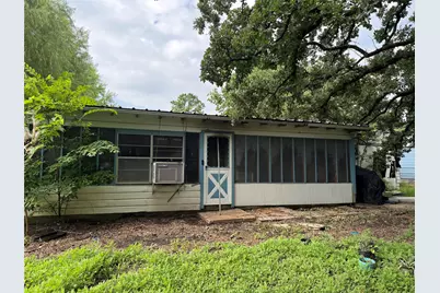 11039 Oakview Drive, Balch Springs, TX 75180 - Photo 7