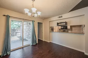 6402 Valleybrooke Ct, Arlington, TX 76001 - Photo 5