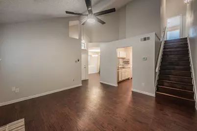 6402 Valleybrooke Court, Arlington, TX 76001 - Photo 15
