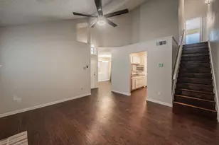 6402 Valleybrooke Ct, Arlington, TX 76001 - Photo 15