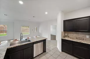 8333 Muddy Creek Dr, Fort Worth, TX 76131 - Photo 7