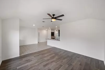 8333 Muddy Creek Drive, Fort Worth, TX 76131 - Photo 17