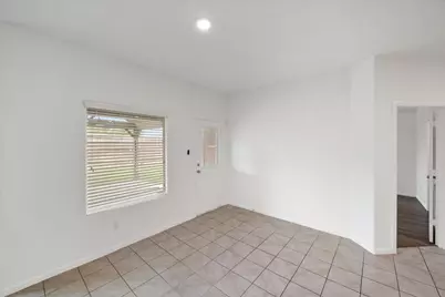 8333 Muddy Creek Drive, Fort Worth, TX 76131 - Photo 15