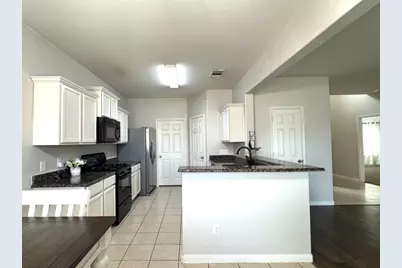1100 Port Way, Crowley, TX 76036 - Photo 13