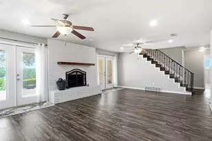 5920 Diamond Oaks Dr S, Haltom City, TX 76117 - Photo 11