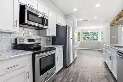5920 Diamond Oaks Drive S, Haltom City, TX 76117 - Photo 7