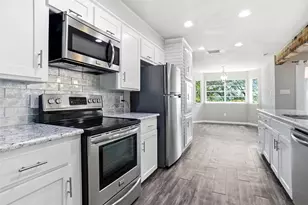 5920 Diamond Oaks Dr S, Haltom City, TX 76117 - Photo 7