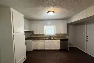 2607 Yeager St, Fort Worth, TX 76112 - Photo 5
