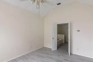 943 Winterstone Dr, Lewisville, TX 75067 - Photo 5