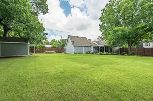 9121 6th St, Frisco, TX 75033 - Photo 25