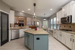 1805 Lewis Crossing Dr, Keller, TX 76248 - Photo 9
