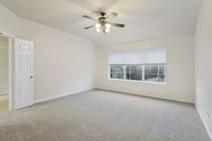 908 Dogwood Dr, Burleson, TX 76028 - Photo 9