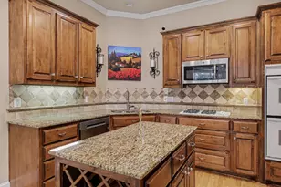 2811 Welborn St, Dallas, TX 75219 - Photo 15