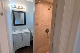 4800 Dunlap Dr, Fort Worth, TX 76119 - Photo 15