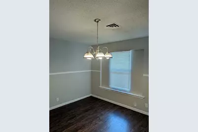 4800 Dunlap Drive, Fort Worth, TX 76119 - Photo 9