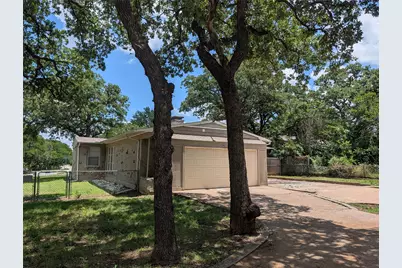 4800 Dunlap Drive, Fort Worth, TX 76119 - Photo 19