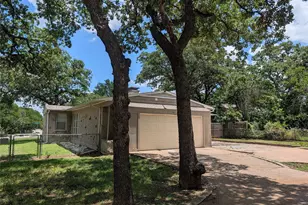 4800 Dunlap Dr, Fort Worth, TX 76119 - Photo 19