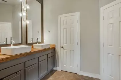 2330 Throckmorton Street, Dallas, TX 75219 - Photo 9
