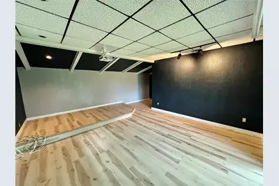 2000 Mill Creek Drive, Arlington, TX 76010 - Photo 23