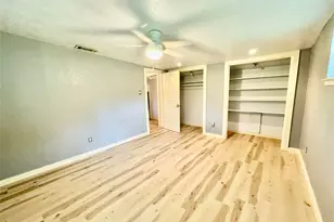 2000 Mill Creek Dr, Arlington, TX 76010 - Photo 21