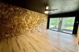 2000 Mill Creek Dr, Arlington, TX 76010 - Photo 17