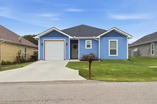 2316 Creekview Dr, Granbury, TX 76048 - Photo 3