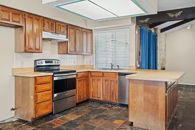 5601 Kingstree Court, Arlington, TX 76017 - Photo 9
