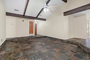 5601 Kingstree Ct, Arlington, TX 76017 - Photo 5