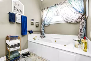 820 Cedar Creek Cir, Bonham, TX 75418 - Photo 23