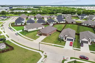 544 Erin Hls Dr, Red Oak, TX 75154 - Photo 35