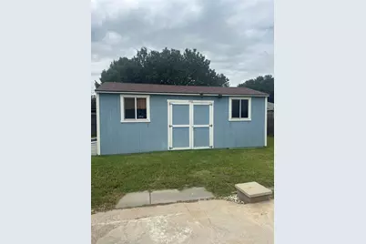 556 Greenway Drive, Saginaw, TX 76179 - Photo 15