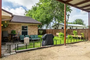 201 E Main St, Avalon, TX 76623 - Photo 21