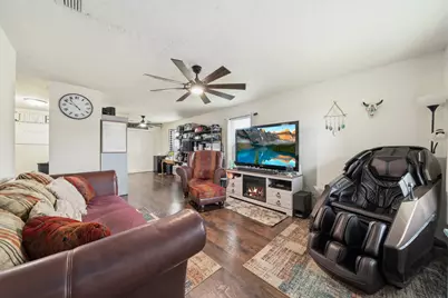 201 E Main Street, Avalon, TX 76623 - Photo 5