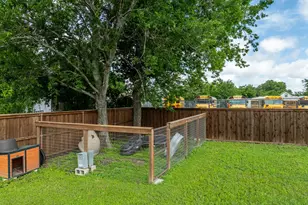 201 E Main St, Avalon, TX 76623 - Photo 25