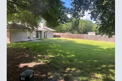 501 Brookfield Drive, Boyd, TX 76023 - Photo 17