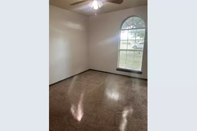 501 Brookfield Drive, Boyd, TX 76023 - Photo 3