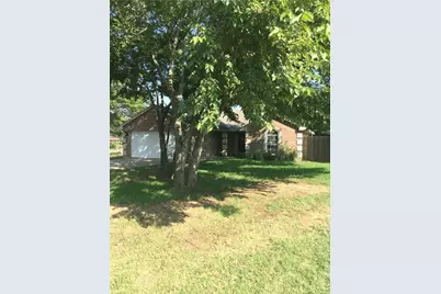 501 Brookfield Drive, Boyd, TX 76023 - Photo 1