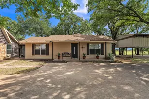 1016 County Rd 314, Cleburne, TX 76031 - Photo 3