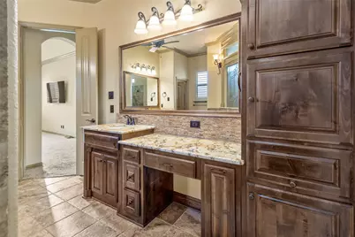 1317 Bluff Springs Drive, Fort Worth, TX 76052 - Photo 17